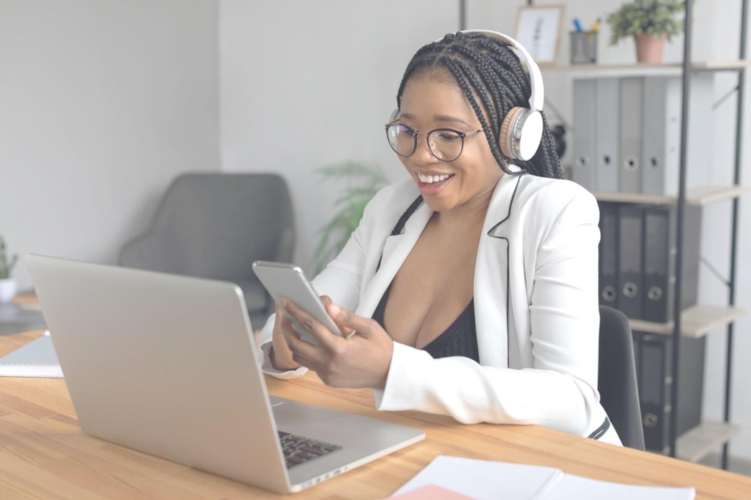 Aplicaciones móviles de gestión financiera en uso