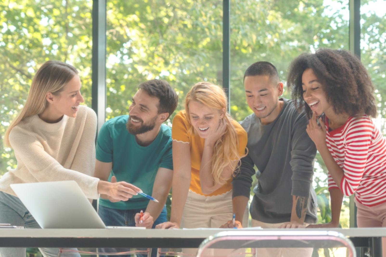 Gráficos y planificación financiera detallada